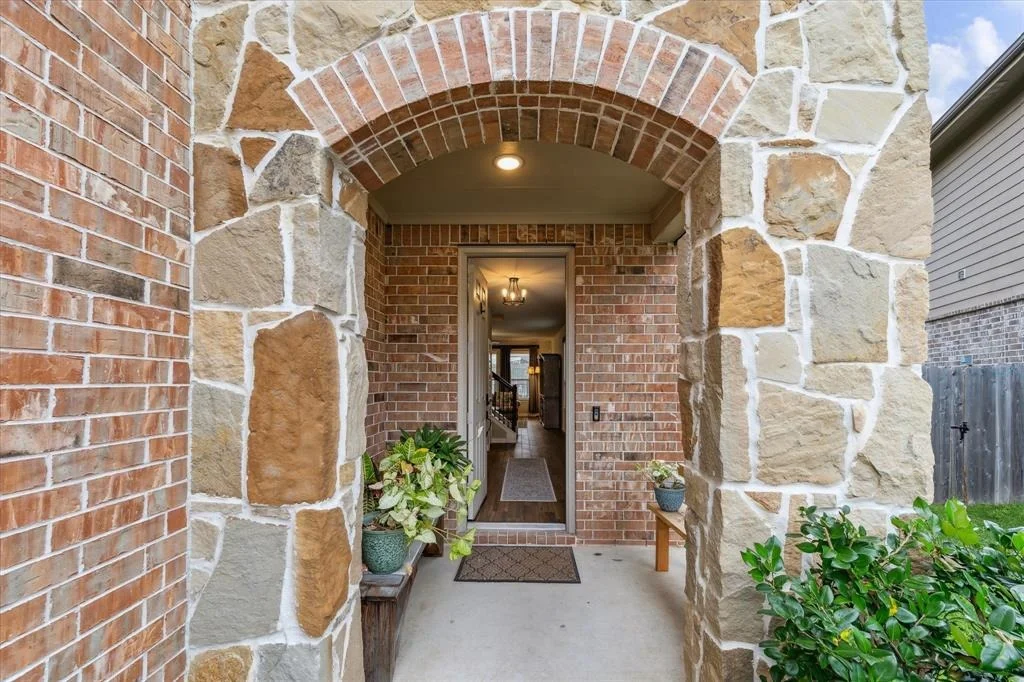 Photo of 7110 Poppyseed Trail