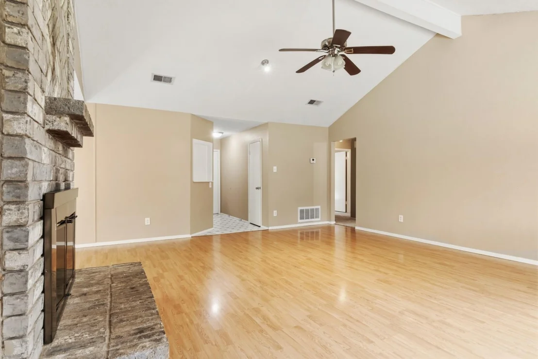 Photo of 2531 N Spring Drive