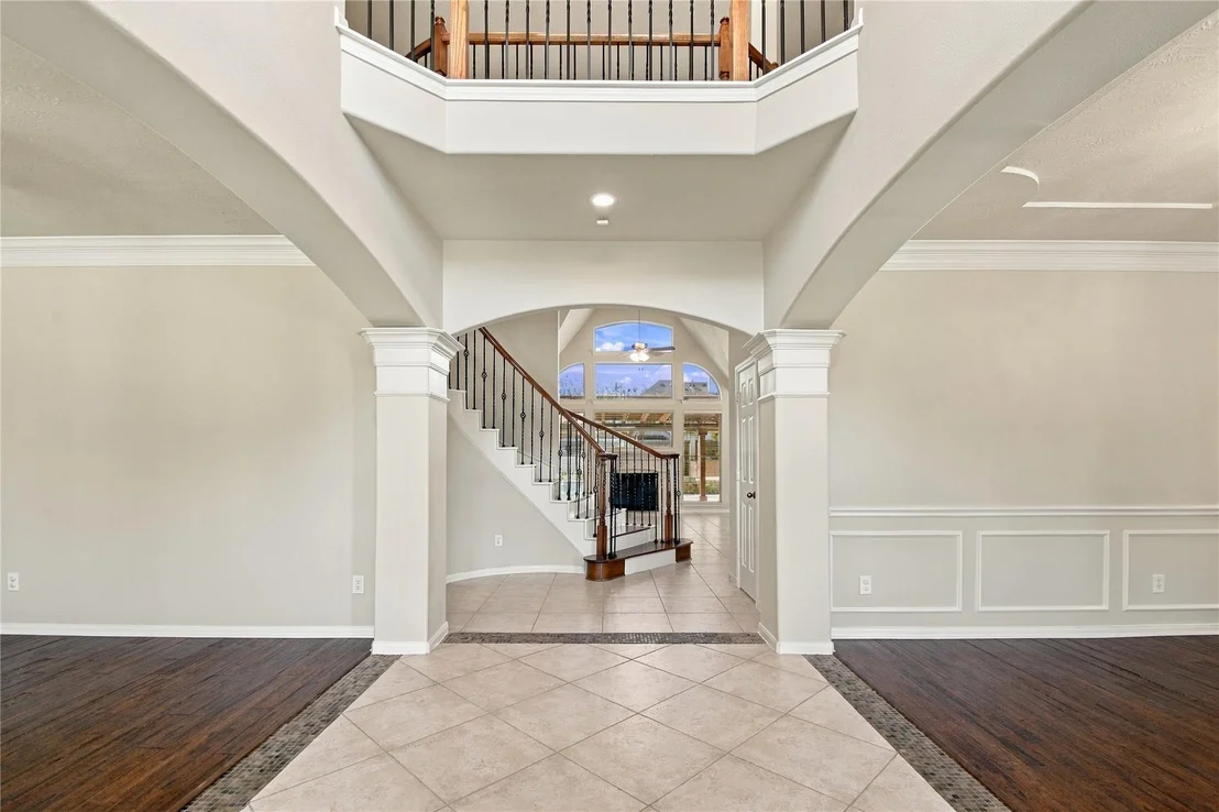 Photo of 8403 Glenn Elm Drive