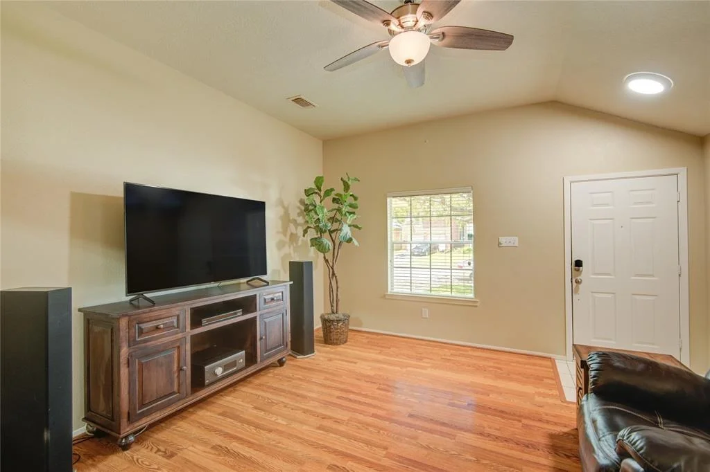 Photo of 144 Coffee Lane