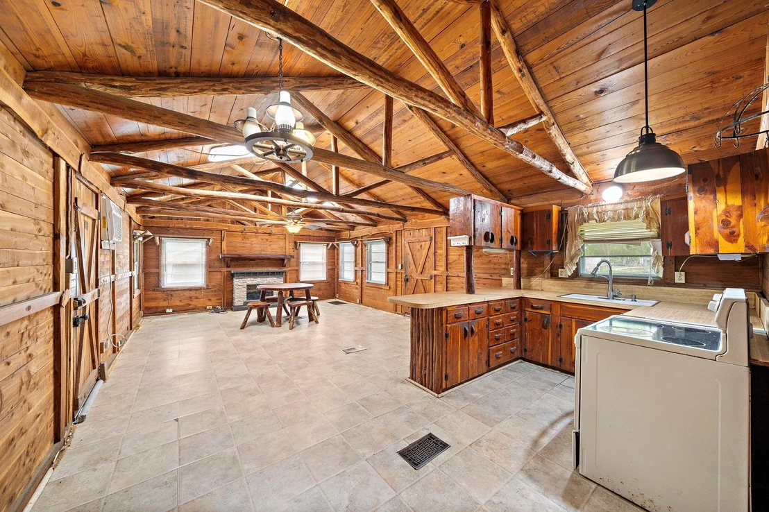 Photo of 5330 Pearson Road