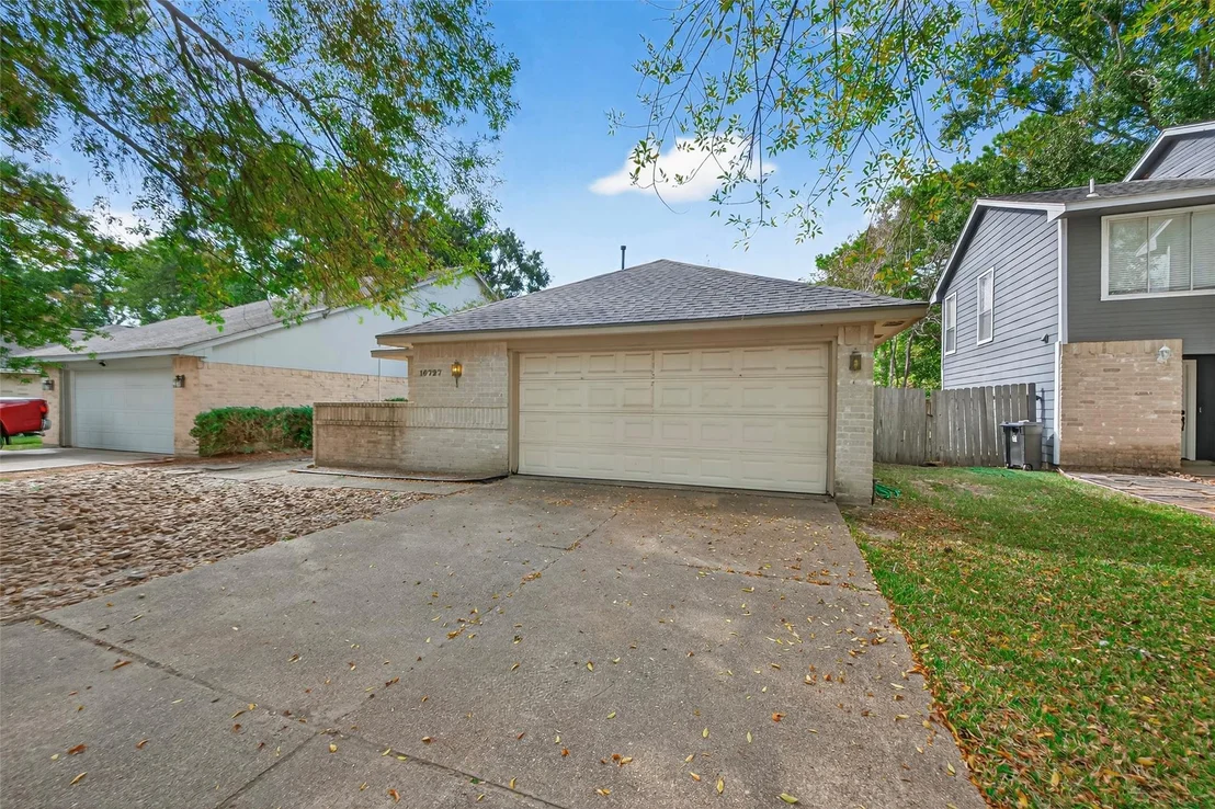 Photo of 16727 Capewood Drive