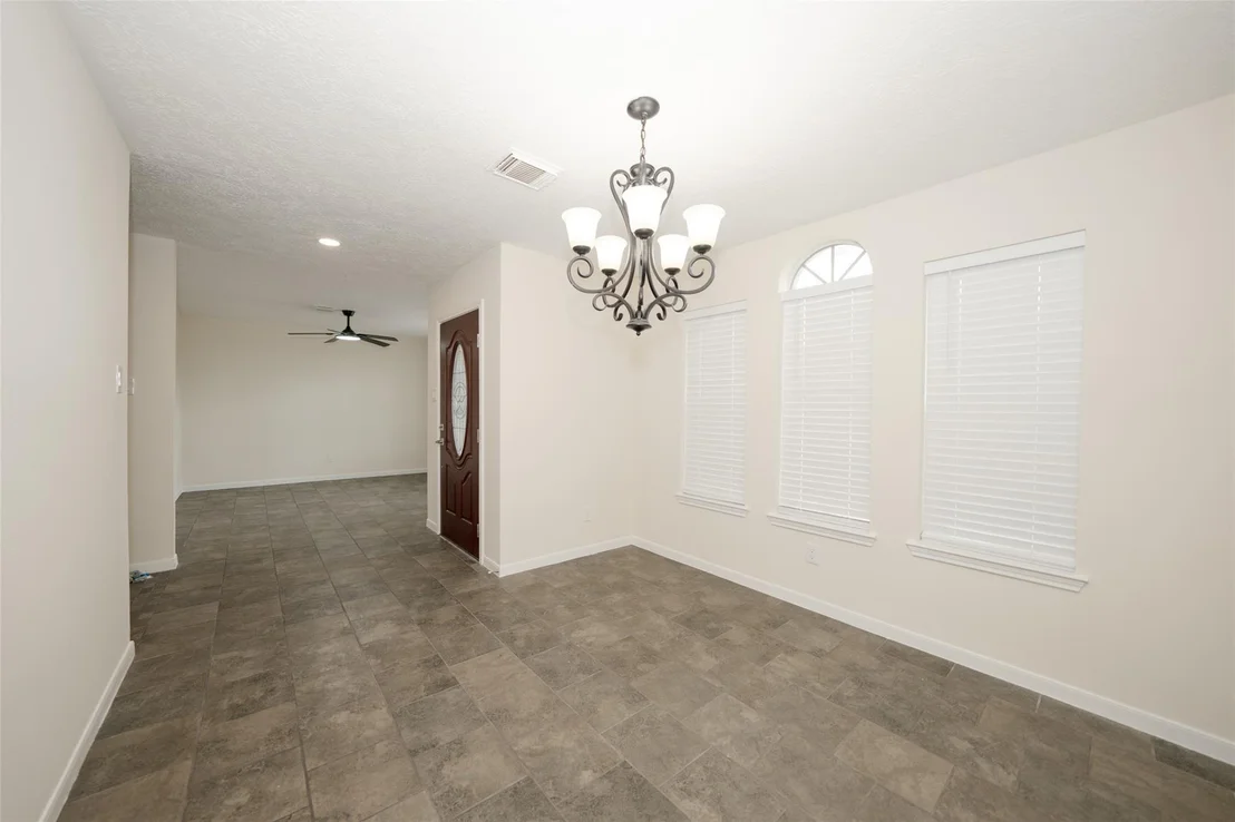 Photo of 8811 Tan Oak Circle