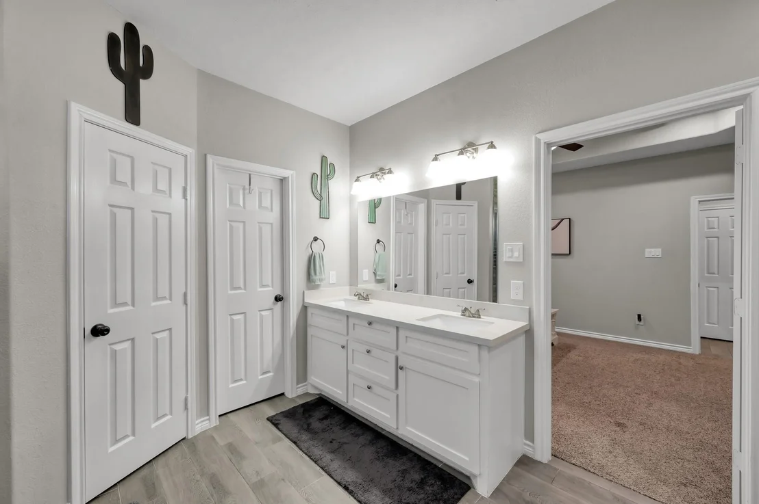Photo of 12426 Hackberry Drive