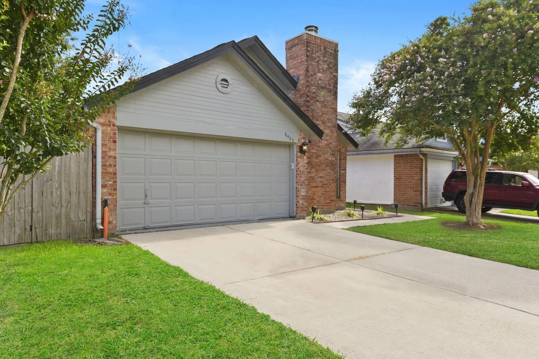Photo of 8403 Cienna Drive