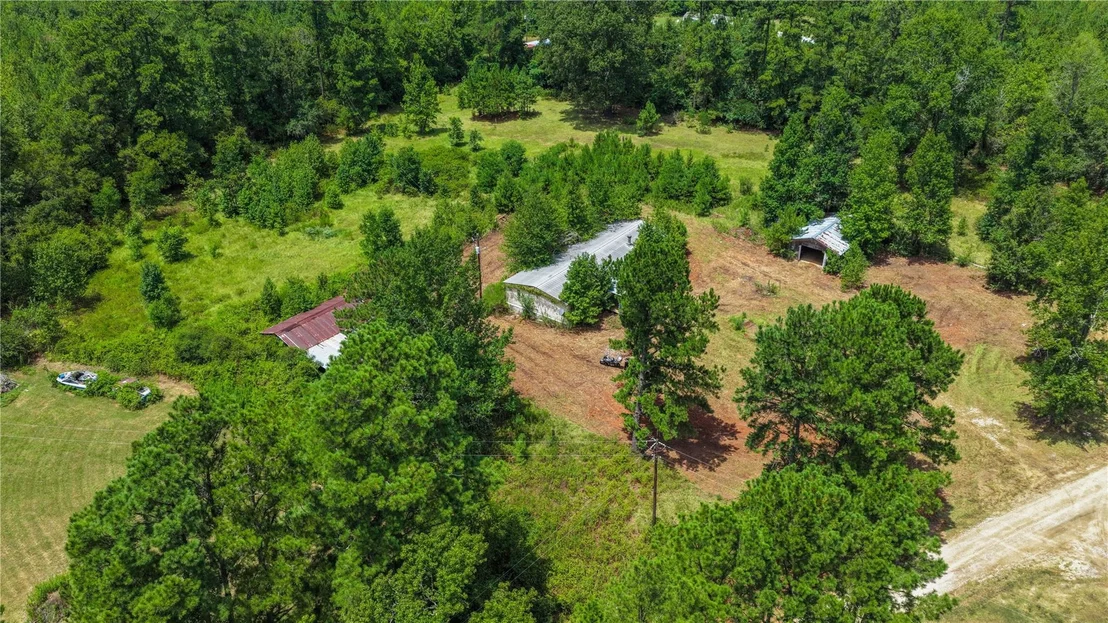 Photo of 2796 Helmic Road