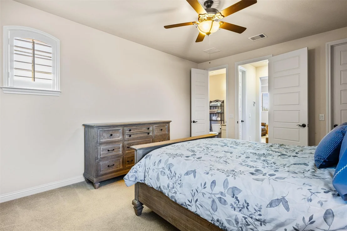 Photo of 119 Lake View Loop