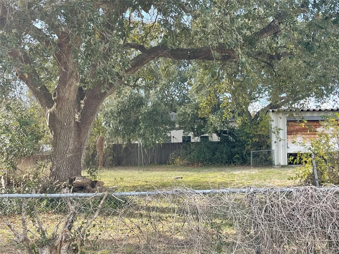 Photo of 711 4th Street
