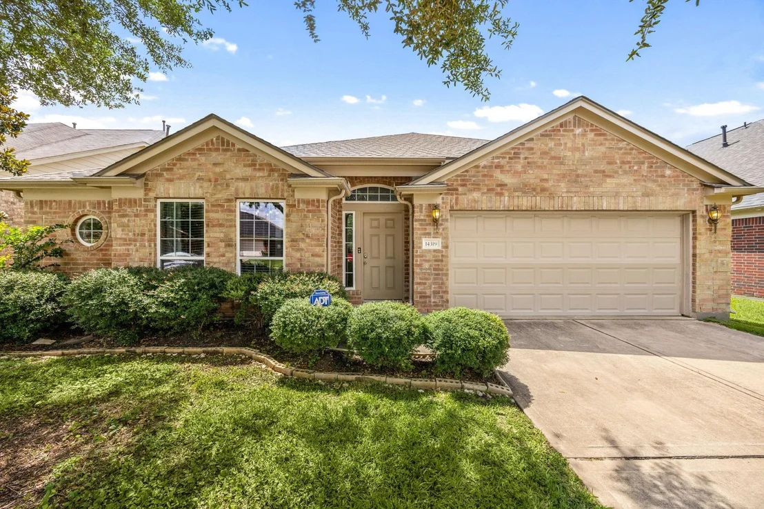 Photo of 14319 W Oblong Circle