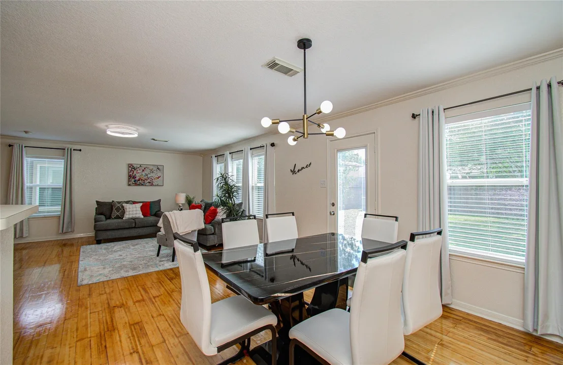 Photo of 16319 Kendons Way Lane
