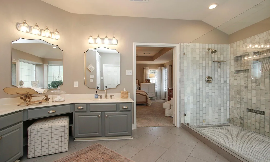 Photo of 40407 Manor Drive