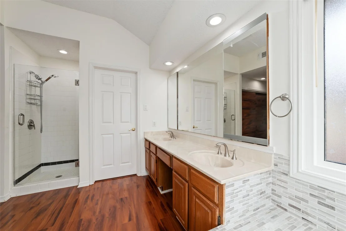 Photo of 13103 Wickersham Lane