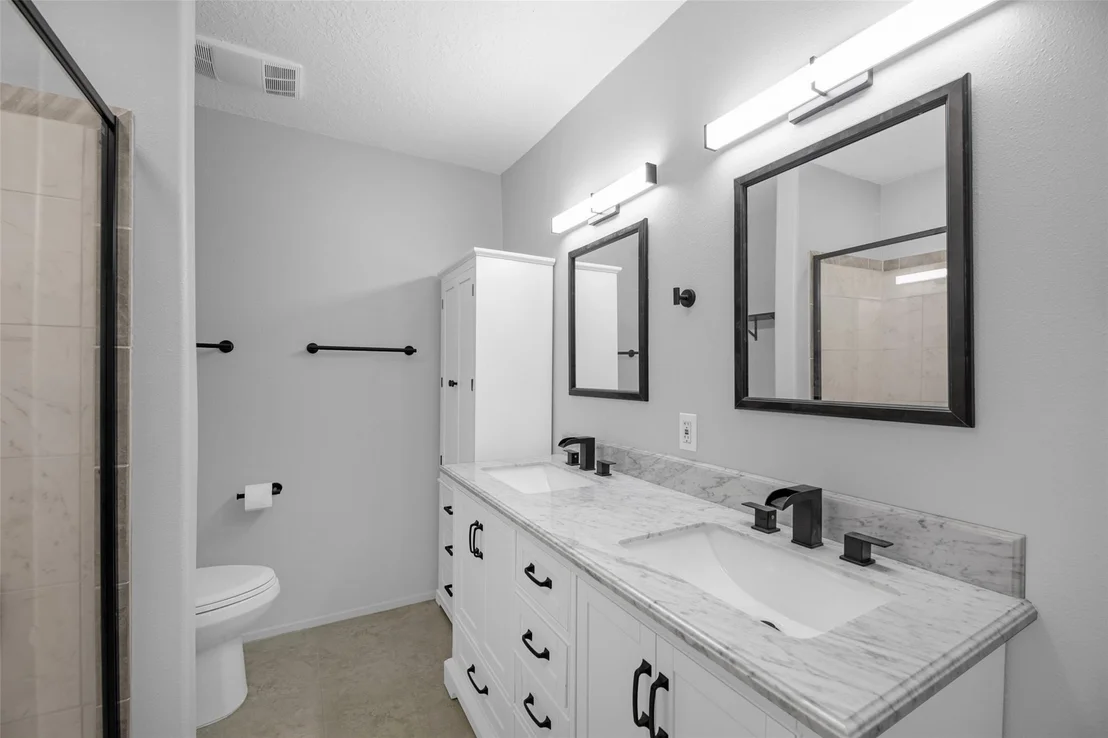 Photo of 605 Helms Avenue