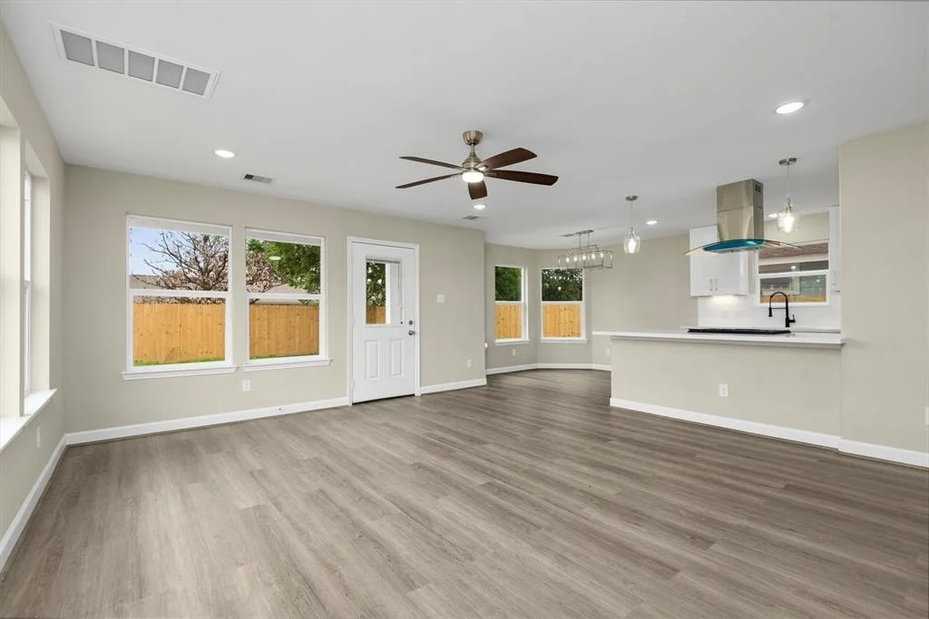 Photo of 7937 Fields Street