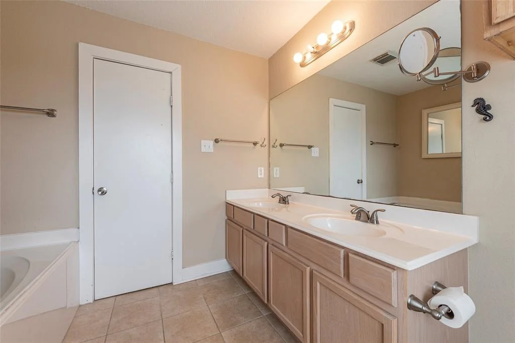 Photo of 233 Silver Mist Circle