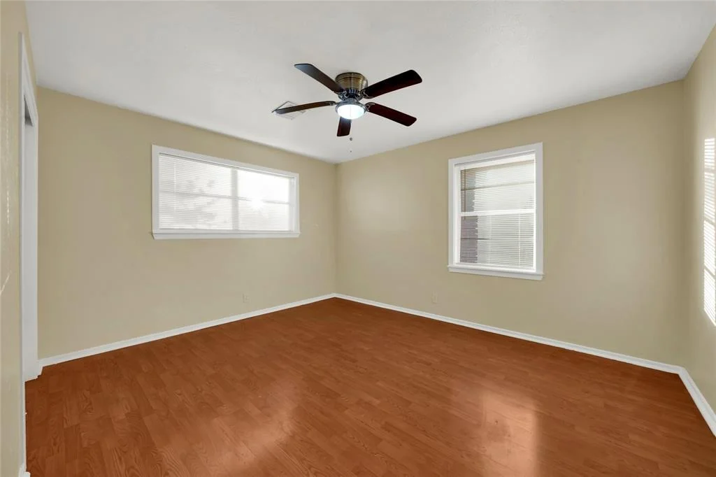 Photo of 2202 Walnut Lane