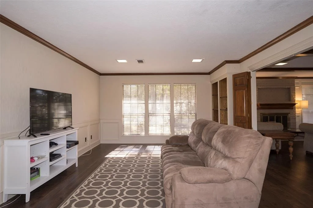 Photo of 16323 Laurelfield Drive