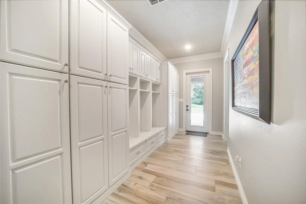 Photo of 22414 Meadowhurst Circle W