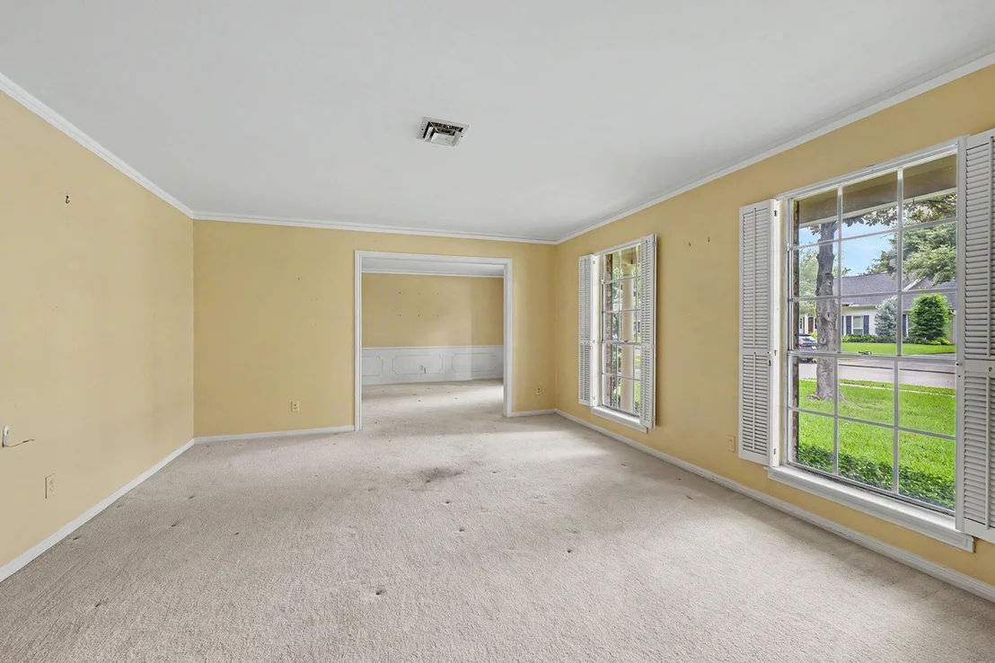 Photo of 7827 Meadowbriar Lane