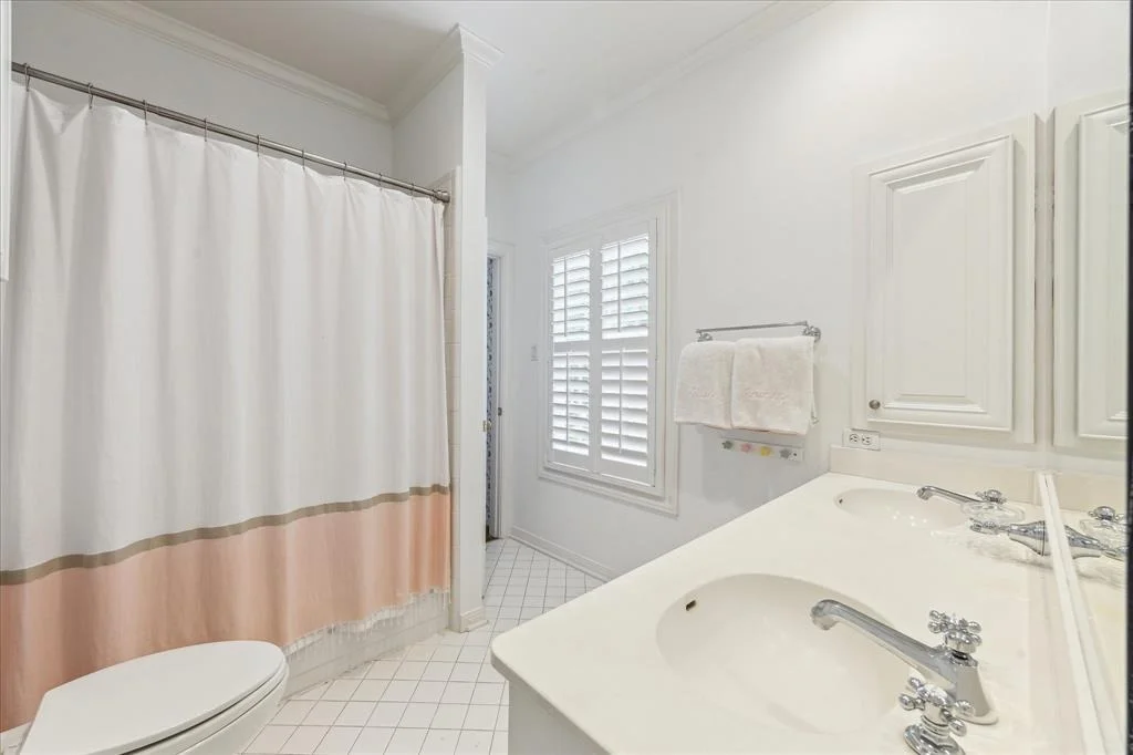 Photo of 2811 Plumb Street