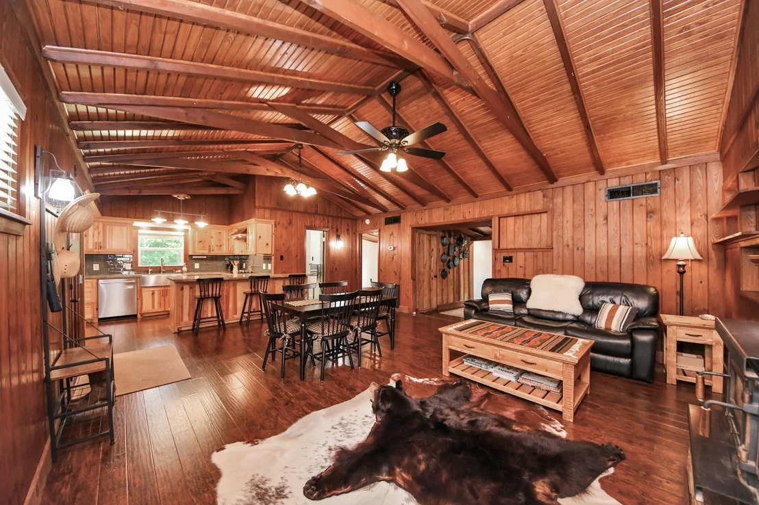 Photo of 26032 Pine Oak Drive