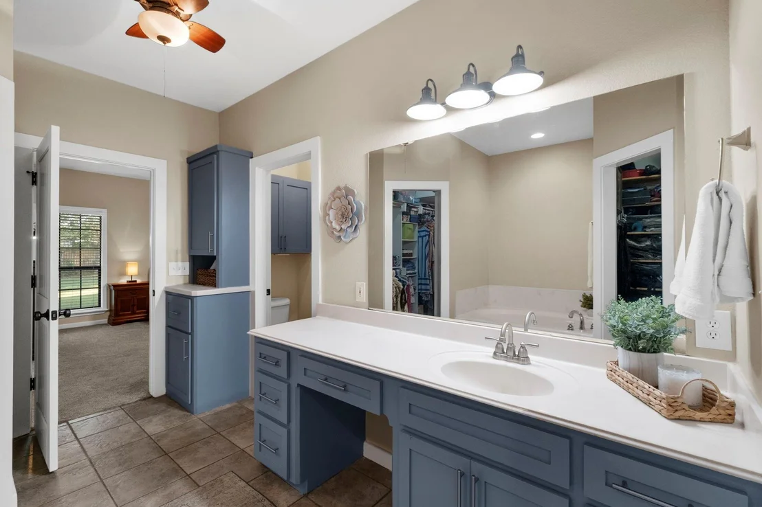 Photo of 13319 Colony Road