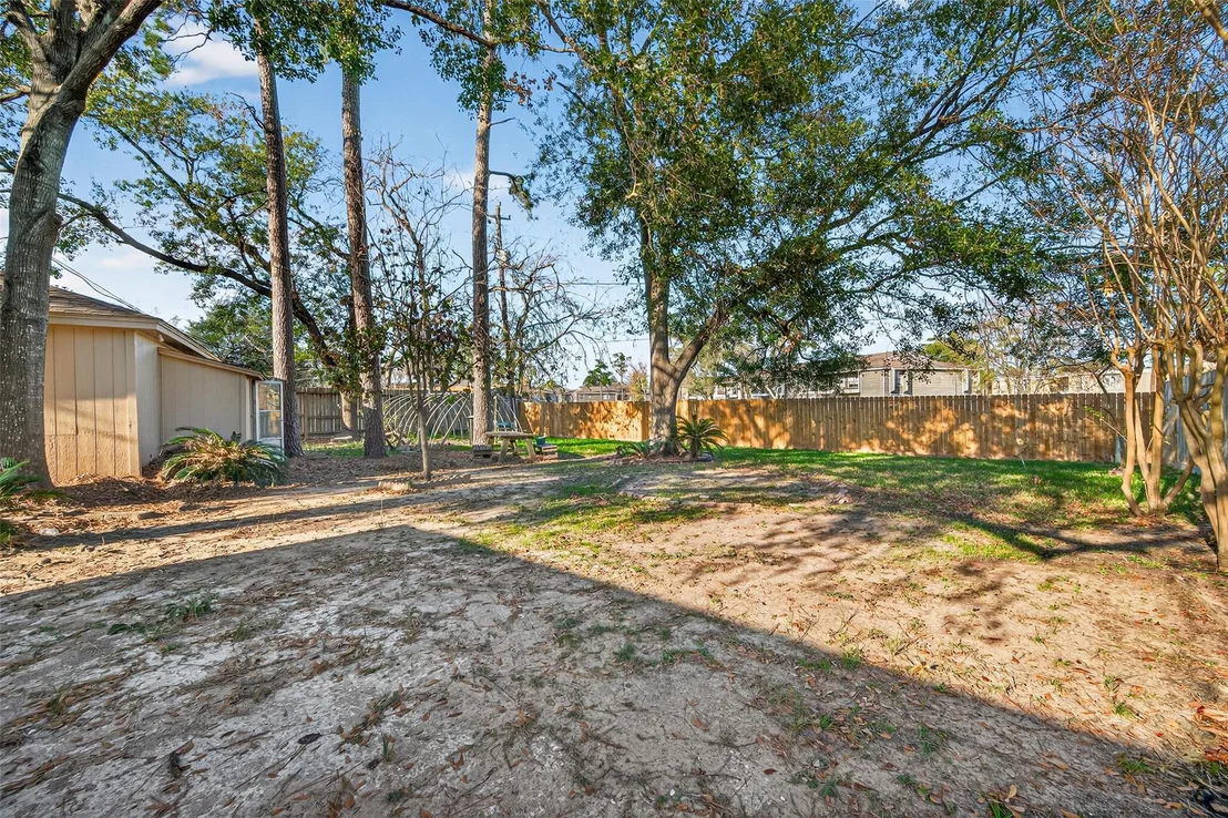 Photo of 6038 Greenmont Drive