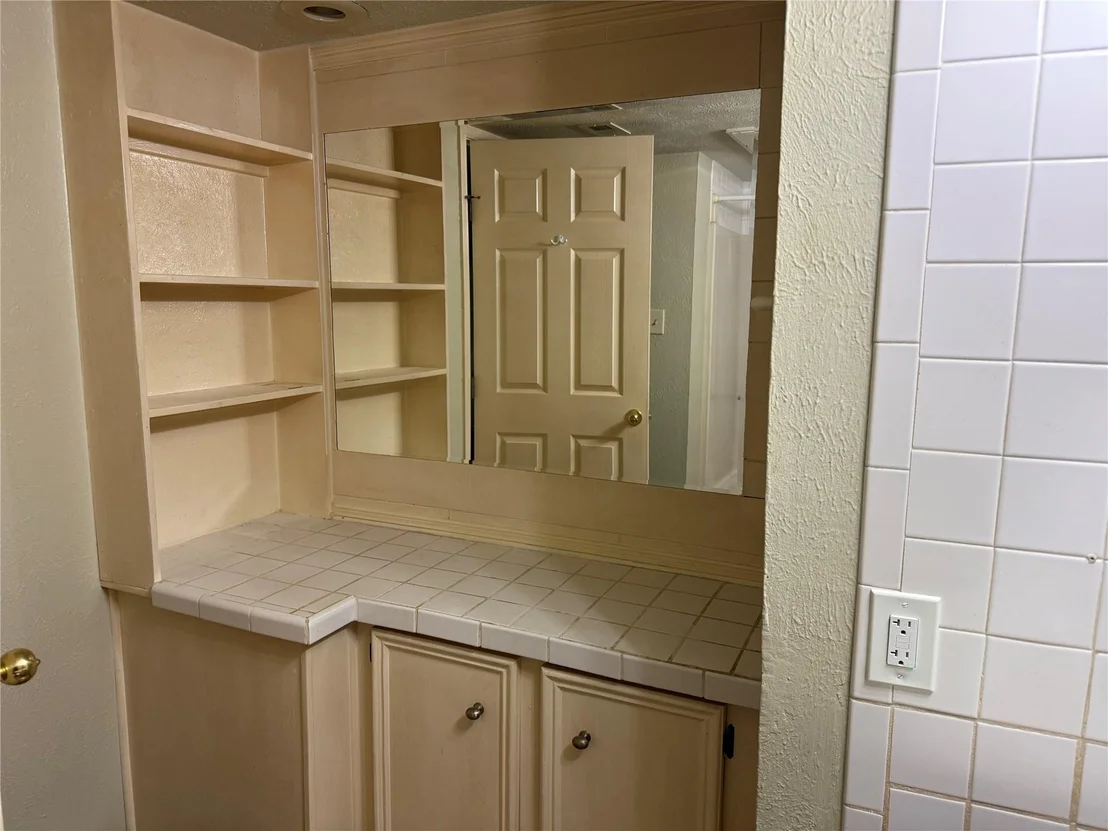 Photo of 24303 Four Sixes Lane