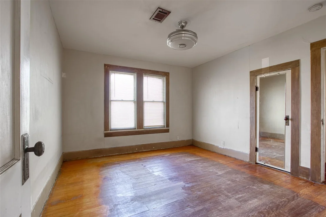 Photo of 209 Avenue H
