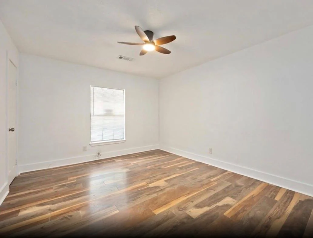 Photo of 6043 Lyndhurst Drive