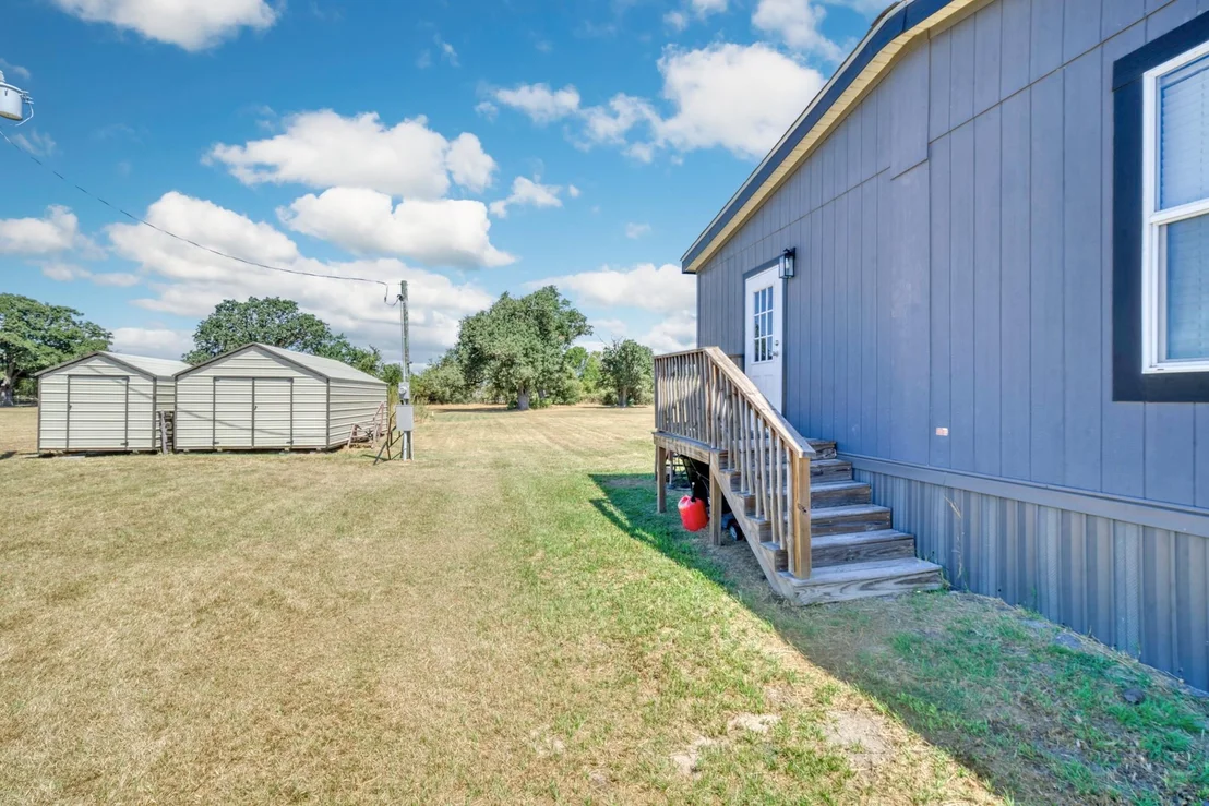 Photo of 8938 Old Highway Road