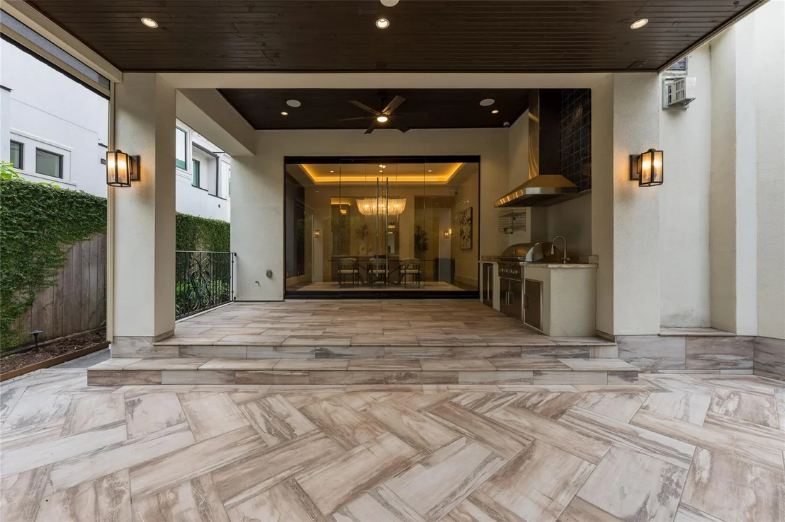 Photo of 5134 Huckleberry Circle
