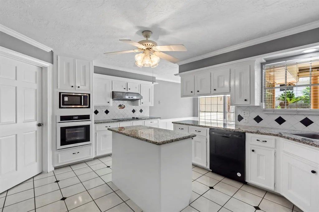 Photo of 18318 Mahogany Forest Drive