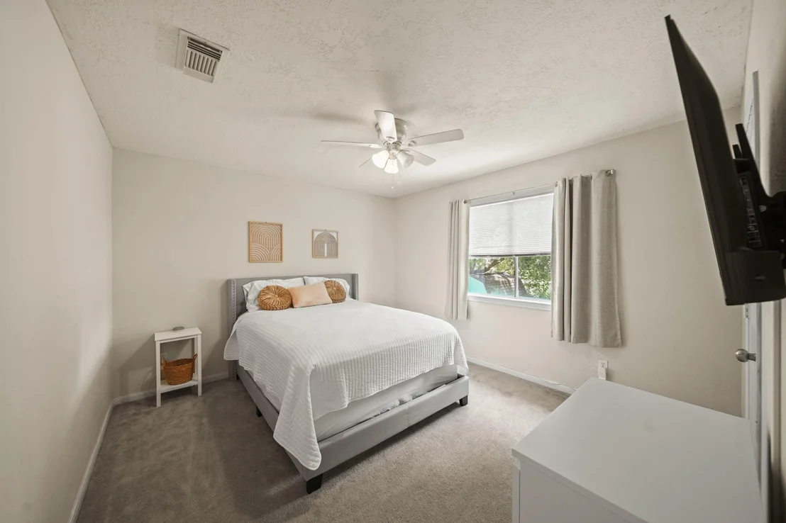 Photo of 3530 Chatwood
