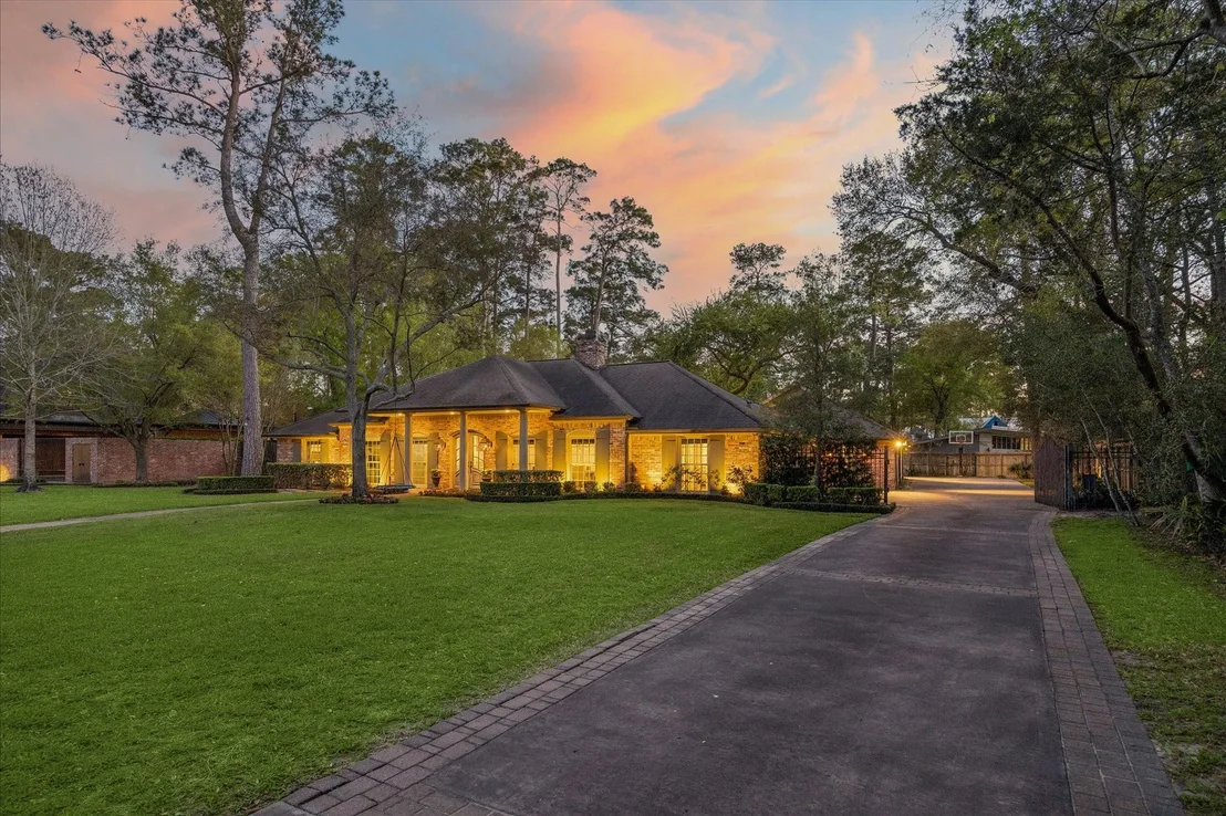 Photo of 11115 Wickway Drive