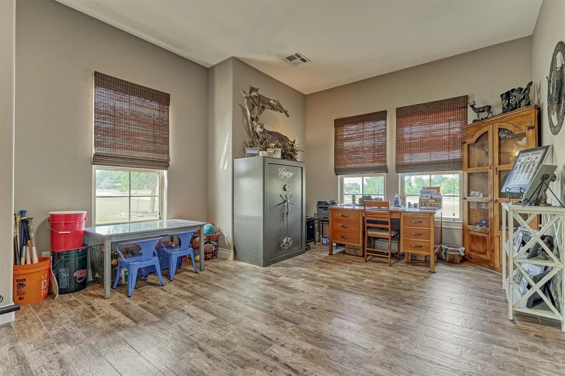 Photo of 106 Longhorn Loop