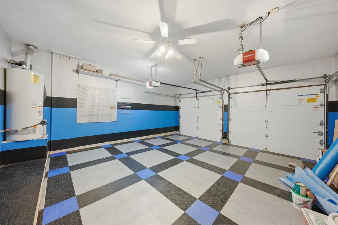 Photo of 12207 Meadow Crest Drive