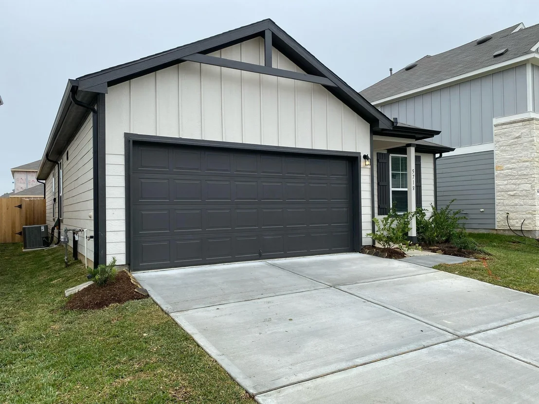 Photo of 5718 Finely Run Street