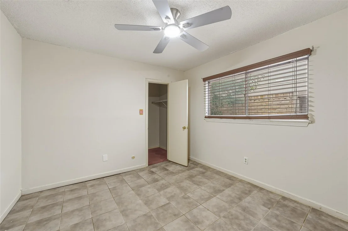 Photo of 3726 Royal Manor Drive
