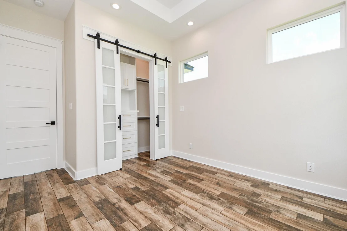 Photo of 595 Buckskin Drive
