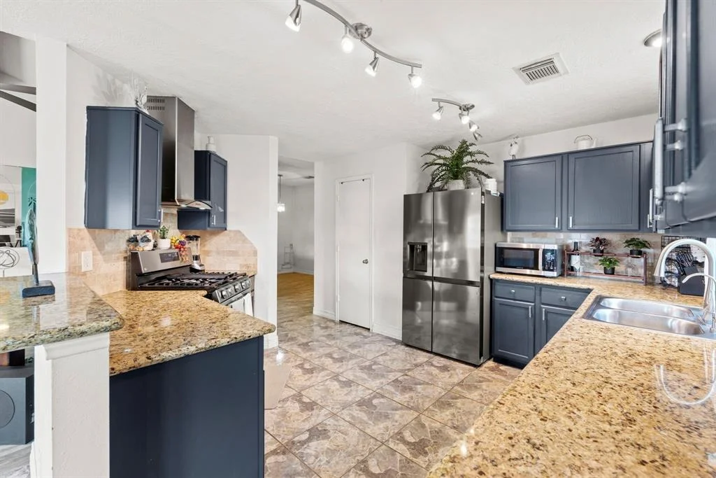 Photo of 1126 Heathfield Drive