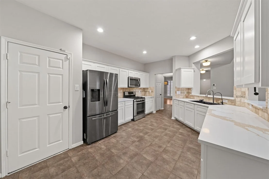Photo of 1304 Pine Stream Drive S