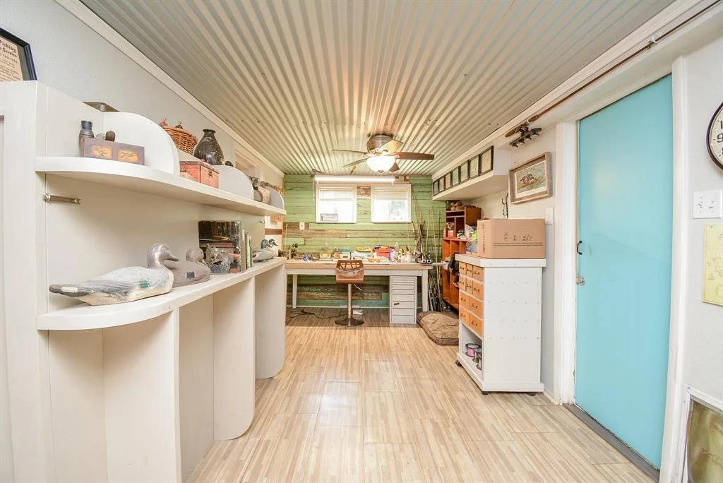Photo of 2365 W Bayshore Drive