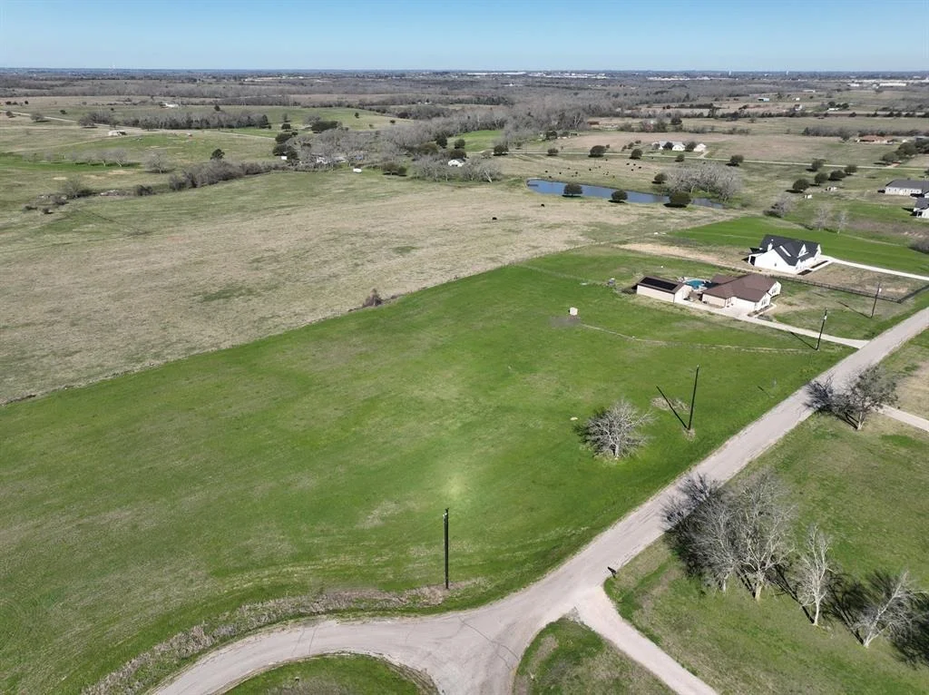 Photo of 4404 Crestview Lane