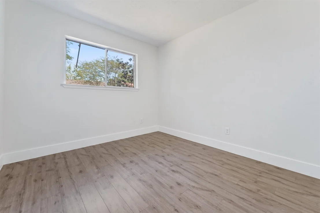 Photo of 5707 Toddington Road