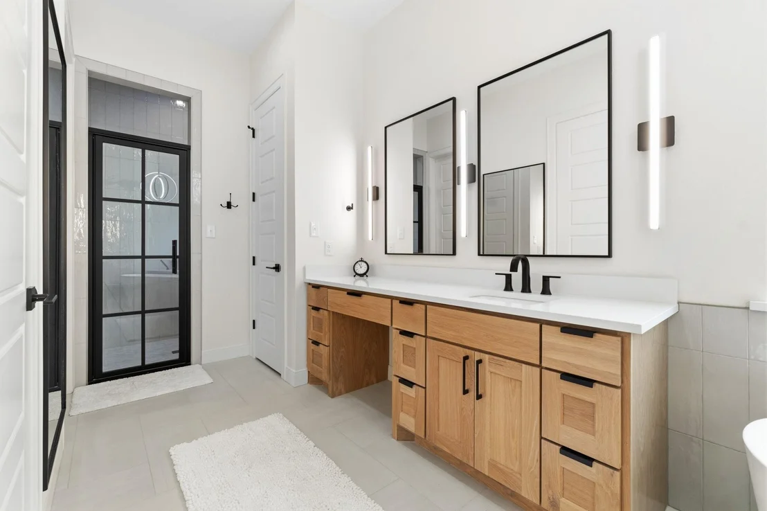 Photo of 255 Peninsula Drive