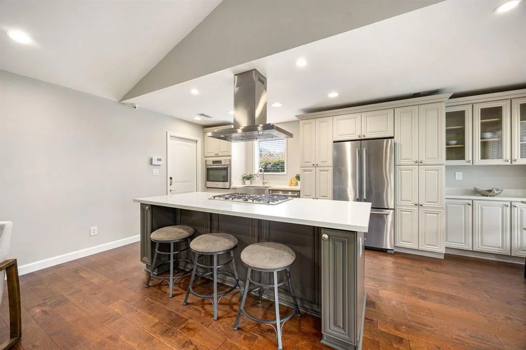 Photo of 10718 Dunlap Street
