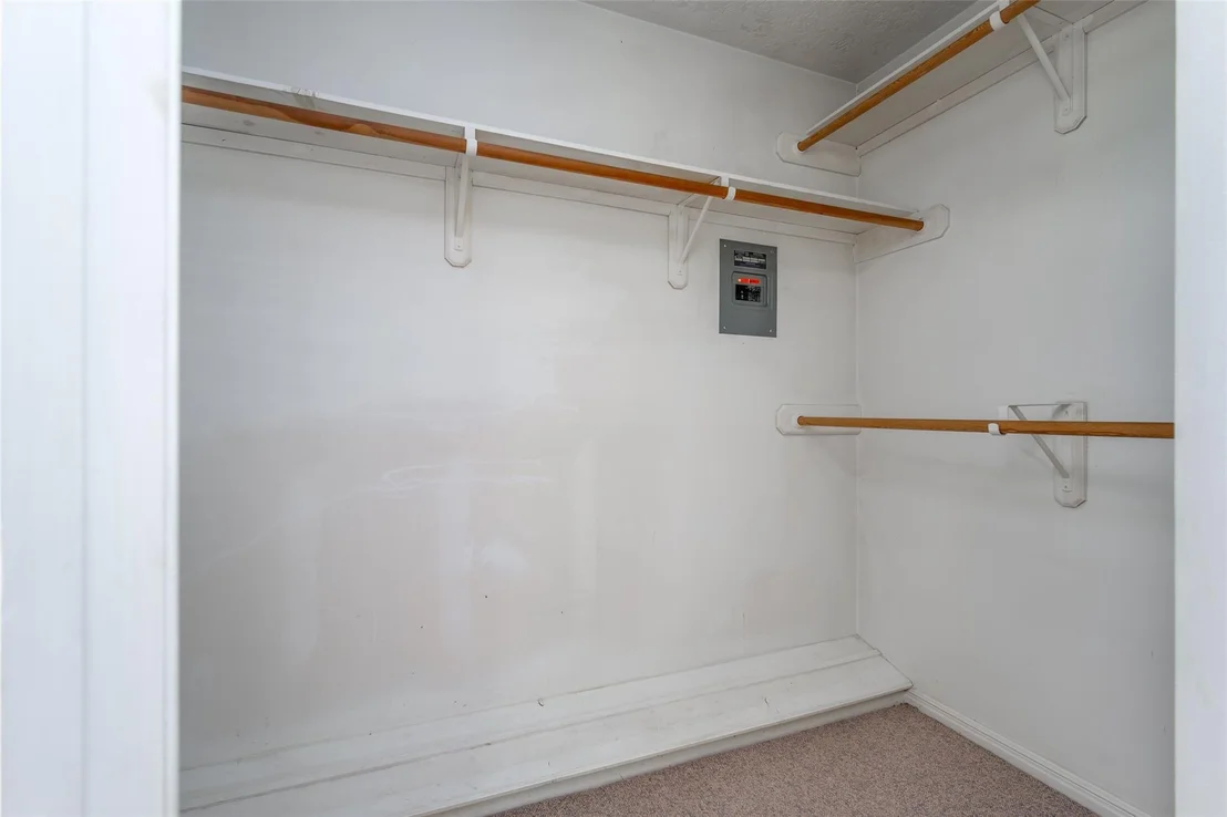 Photo of 1107 Pear Tree Lane