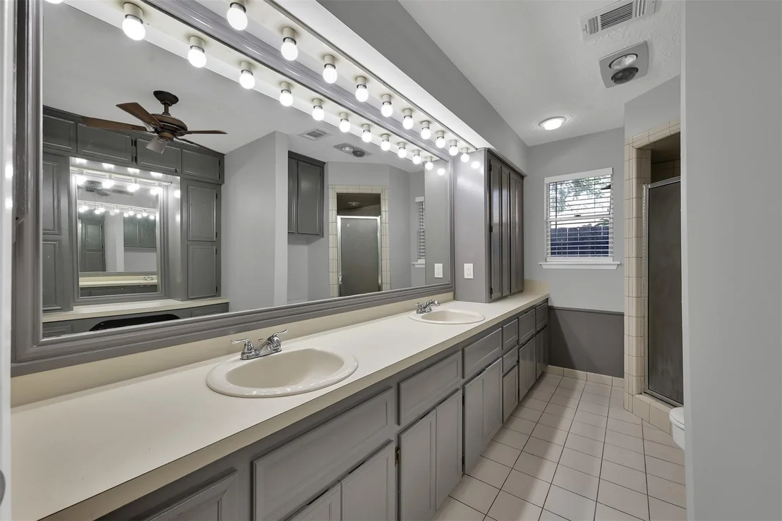 Photo of 27121 Wells Lane