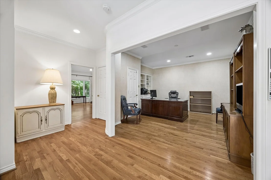 Photo of 231 Sugarberry Circle